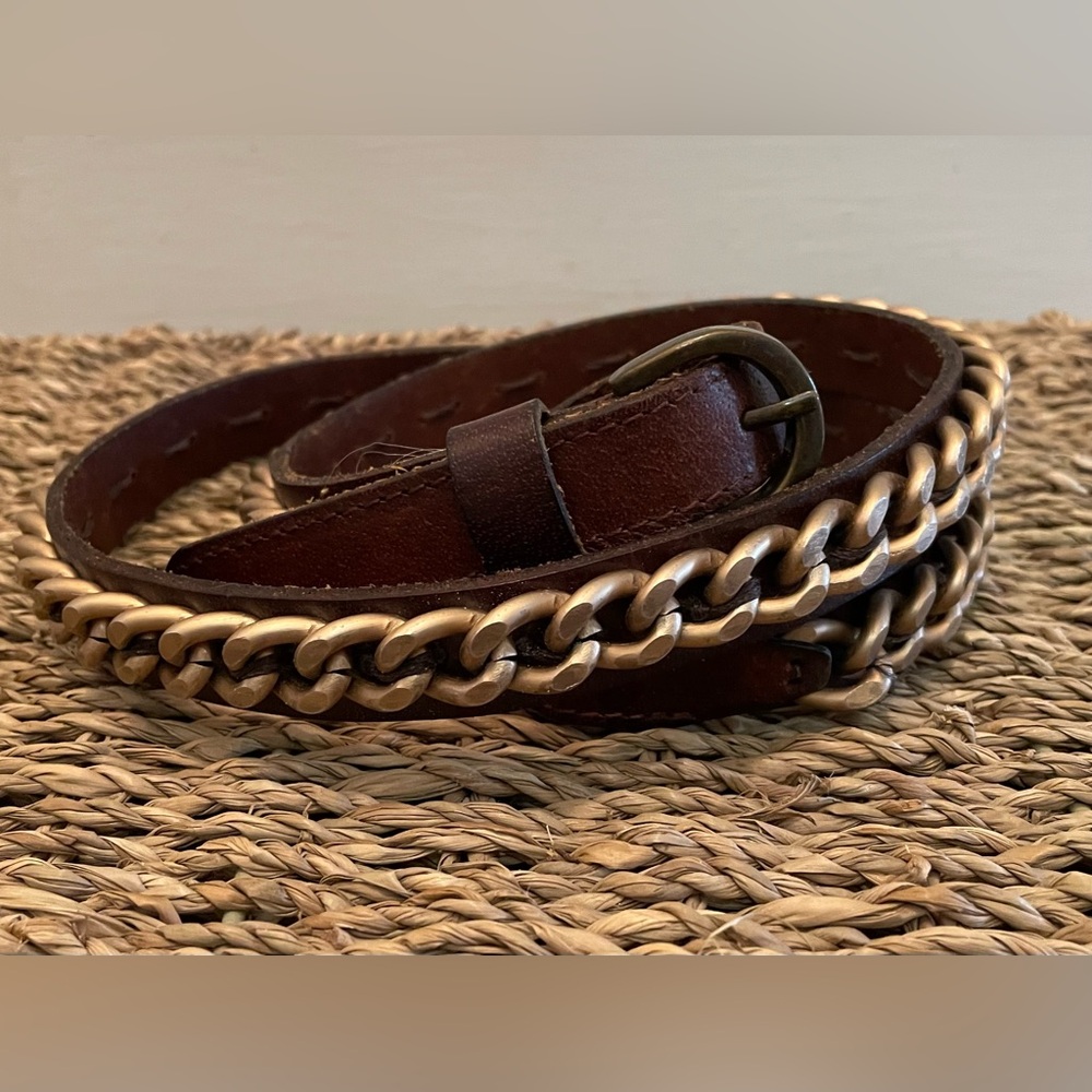 Banana Republic leather & chain belt